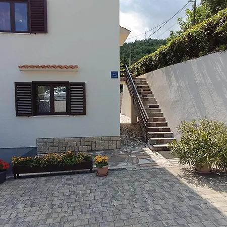 Apartment Zdenka-5 Km From Opatija *